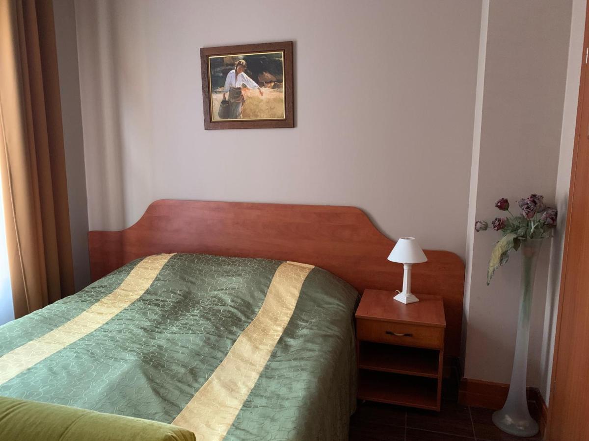ريفال Apartamenty Classic المظهر الخارجي الصورة