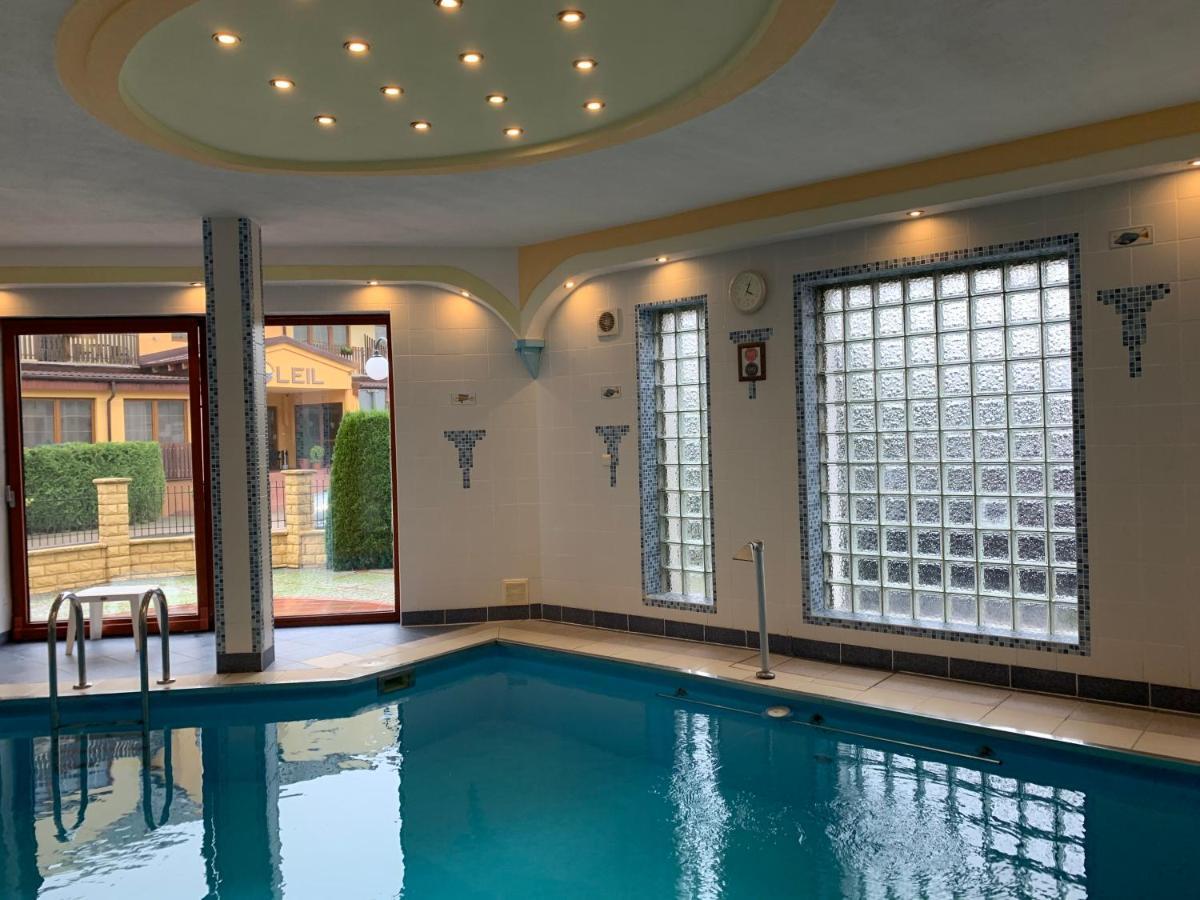 ريفال Apartamenty Classic المظهر الخارجي الصورة